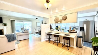 11624 Paso Robles Ave in Los Angeles, CA - Building Photo - Building Photo