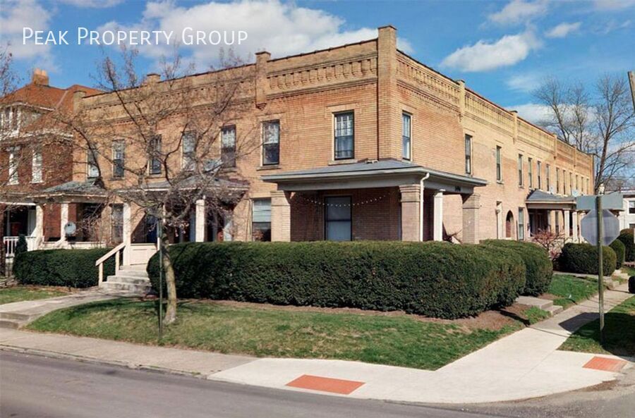 1502 Summit St in Columbus, OH - Building Photo