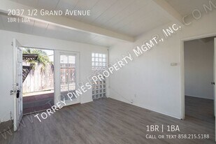 2037 1/2 Grand Ave in San Diego, CA - Building Photo