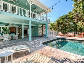 6020 Cypress Ln in Bonita Springs, FL - Building Photo