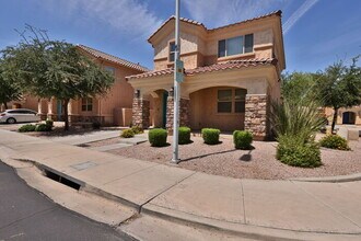1416 S Terrace Rd in Tempe, AZ - Building Photo - Building Photo