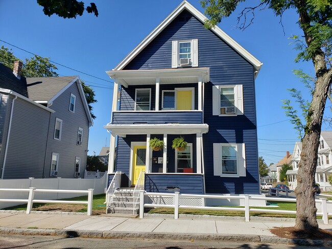 21 Watts St, Unit 3rd Floor