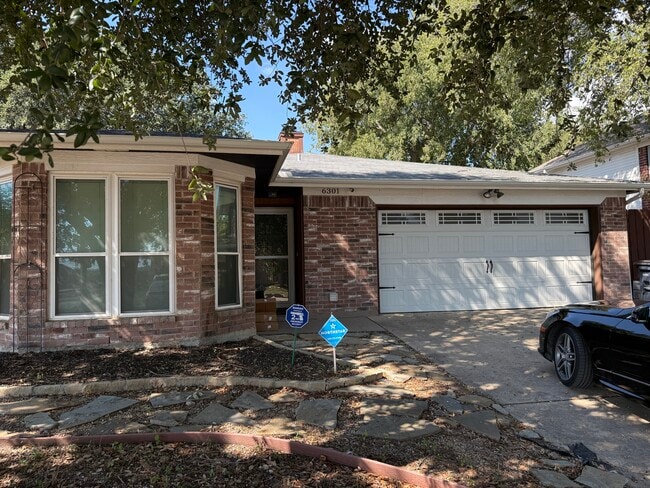 6301 Glen Knoll Dr in Fort Worth, TX - Building Photo - Building Photo
