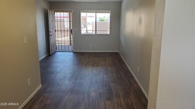 2737 N Salem in Mesa, AZ - Building Photo - Building Photo