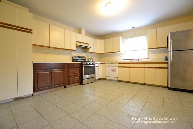 47 Dighton St, Unit 1