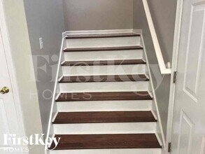 338 Breeze Mdw in Fairburn, GA - Building Photo - Building Photo