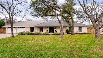 2300 Toulouse Dr in Austin, TX - Building Photo - Building Photo