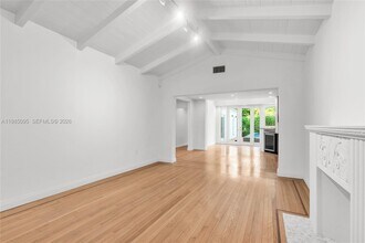 776 NE 74th St in Miami, FL - Building Photo - Building Photo