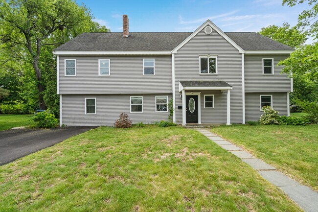 property at 31 Wethersfield Rd