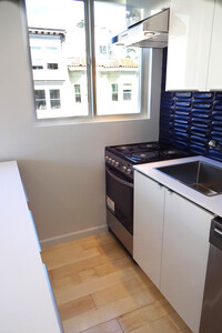 1090 Montgomery Street Apartments in San Francisco, CA - Building Photo - Building Photo