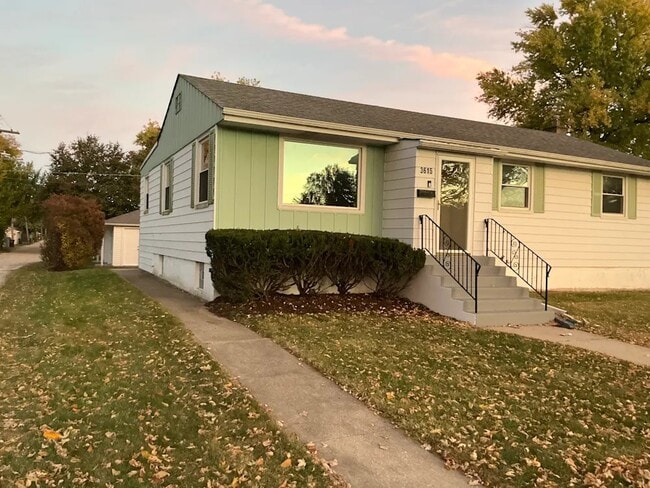 3614 Cleveland Ave in Brookfield, IL - Building Photo - Building Photo