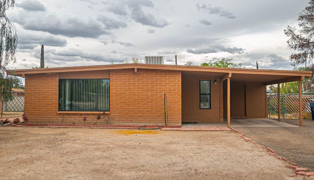 2974 S Kolb Rd in Tucson, AZ - Building Photo