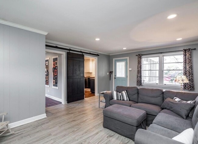 8 Tyler St in Greenville, SC - Building Photo - Building Photo