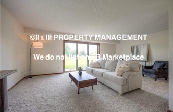 1101 Jeff Cir in Paola, KS - Building Photo - Building Photo