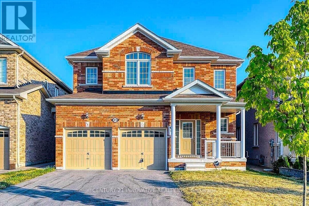 873 William Lee Ave in Oshawa, ON - Building Photo