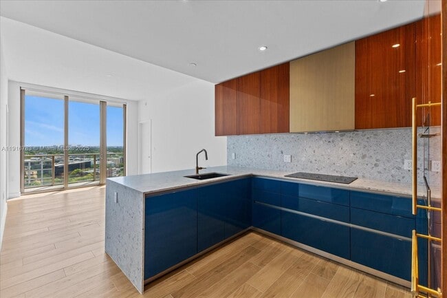 property at 2678 Tigertail Ave