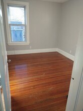 76 Radcliffe Rd, Unit 2 in Boston, MA - Building Photo - Building Photo