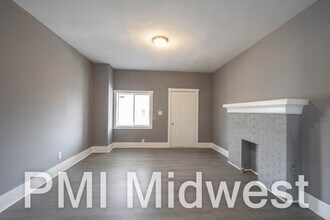 24 N Euclid Ave in Indianapolis, IN - Foto de edificio - Building Photo