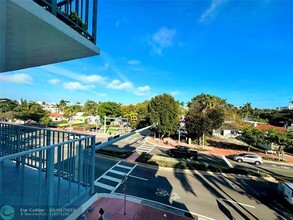 1250 Alton Rd in Miami Beach, FL - Foto de edificio - Building Photo