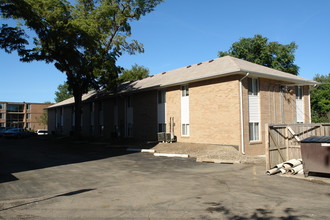 1827 J St in Lincoln, NE - Building Photo - Building Photo