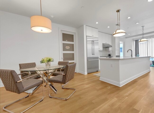 property at 9 Somerset Ln