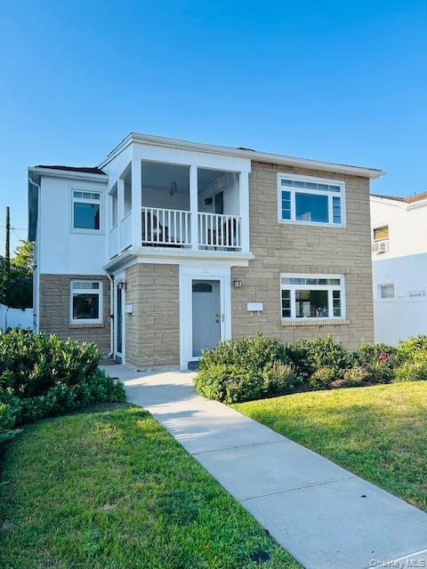 property at 654 E Park Ave