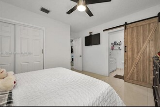 5820 W 18th Ln in Hialeah, FL - Building Photo - Building Photo