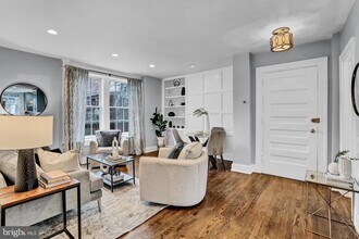 1525 Q St NW in Washington, DC - Foto de edificio - Building Photo