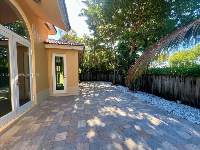 property at 16020 SW 91st Ct