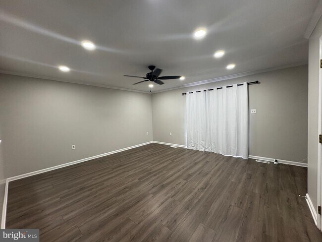 105 Braeburn Dr in Winchester, VA - Foto de edificio - Building Photo