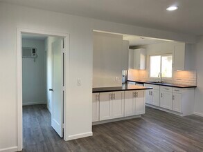 8331 Blackburn Ave in Los Angeles, CA - Building Photo - Building Photo