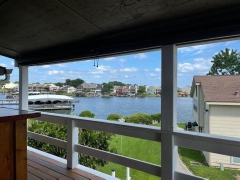 property at 127 April Point Dr N