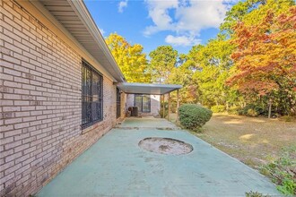 3001 Stonecutter Cir in Fayetteville, NC - Foto de edificio - Building Photo