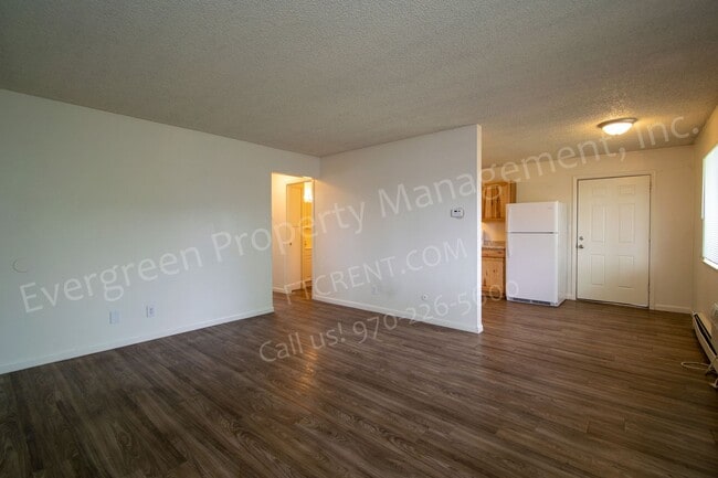 2916-2924 Glendale Dr in Evans, CO - Building Photo - Building Photo