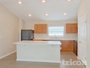 3170 Bethpage Loop in Mount Dora, FL - Foto de edificio - Building Photo