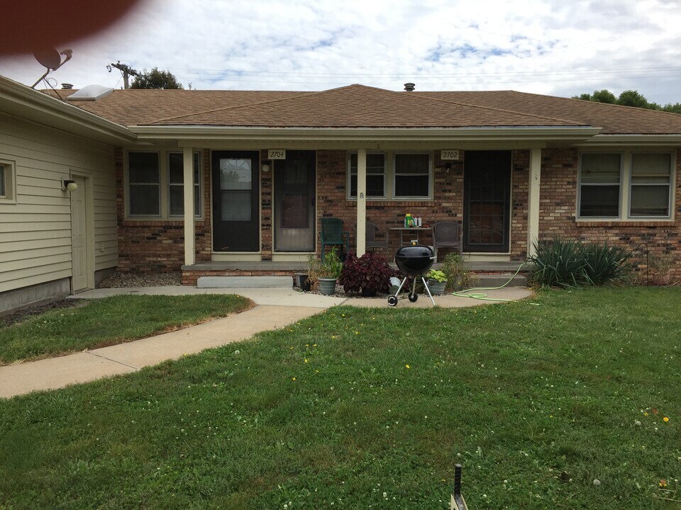 2702 N Wyoming Ave, Unit 2702 Photo
