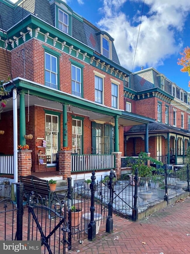 property at 112 Linden St