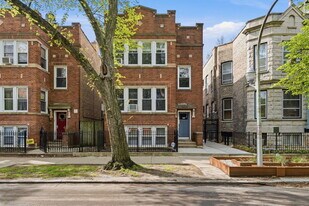 1411 W Byron St in Chicago, IL - Building Photo