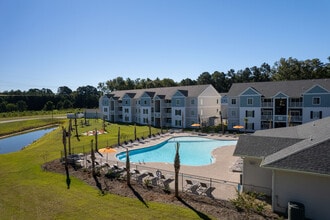 Pointe Grand Savannah in Port Wentworth, GA - Foto de edificio - Building Photo