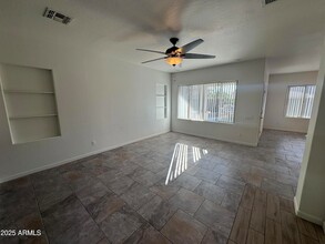 8497 W Buckhorn Trail, Unit 139 in Peoria, AZ - Building Photo - Building Photo