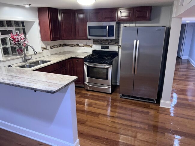 property at 5741 N Artesian Ave