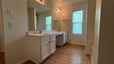 7807 Galleon Field Ln in Cypress, TX - Building Photo - Building Photo