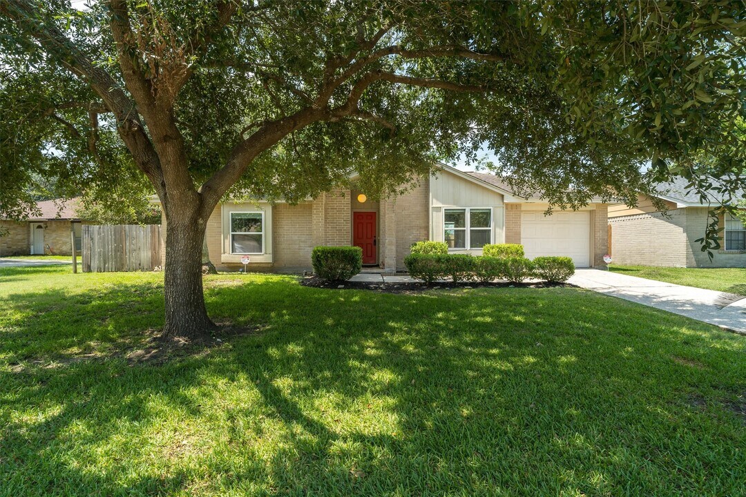 509 Landing Blvd in League City, TX - Building Photo