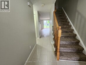 14 Copper Leaf St in Kitchener, ON - Building Photo - Building Photo