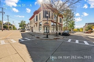 409 W Main St in Waukesha, WI - Building Photo