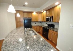 7308 Brunson Cir in Gainesville, VA - Building Photo - Building Photo