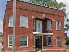 417 E Cook St in Springfield, IL - Building Photo - Building Photo