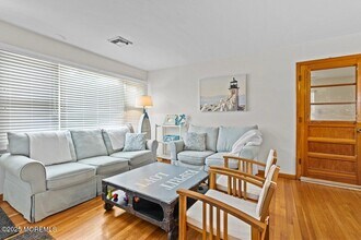 100 3rd Ave in Lavallette, NJ - Building Photo - Building Photo