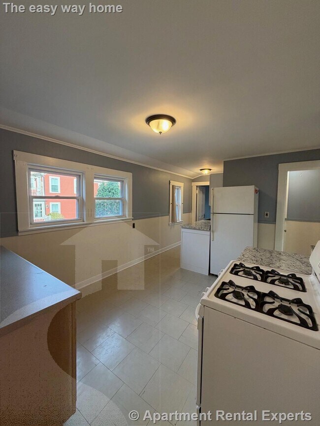 19 Porter St in Somerville, MA - Foto de edificio - Building Photo