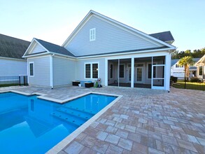 1049 E Isle Of Palms Ave in Myrtle Beach, SC - Building Photo - Building Photo
